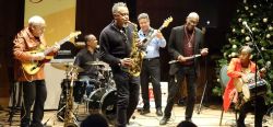 20240107-41-Ronald-Snijders-Band-_-Robby-Alberga-Walther-Muringen-Franklin-Ceasar-Randy-Winterdal-Ronald-Snijders-Cherish-Snijders