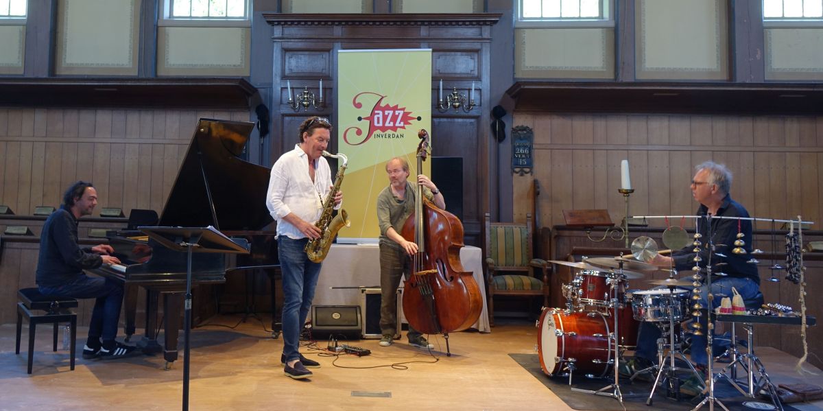 Yuri Honing Acoustic Quartet